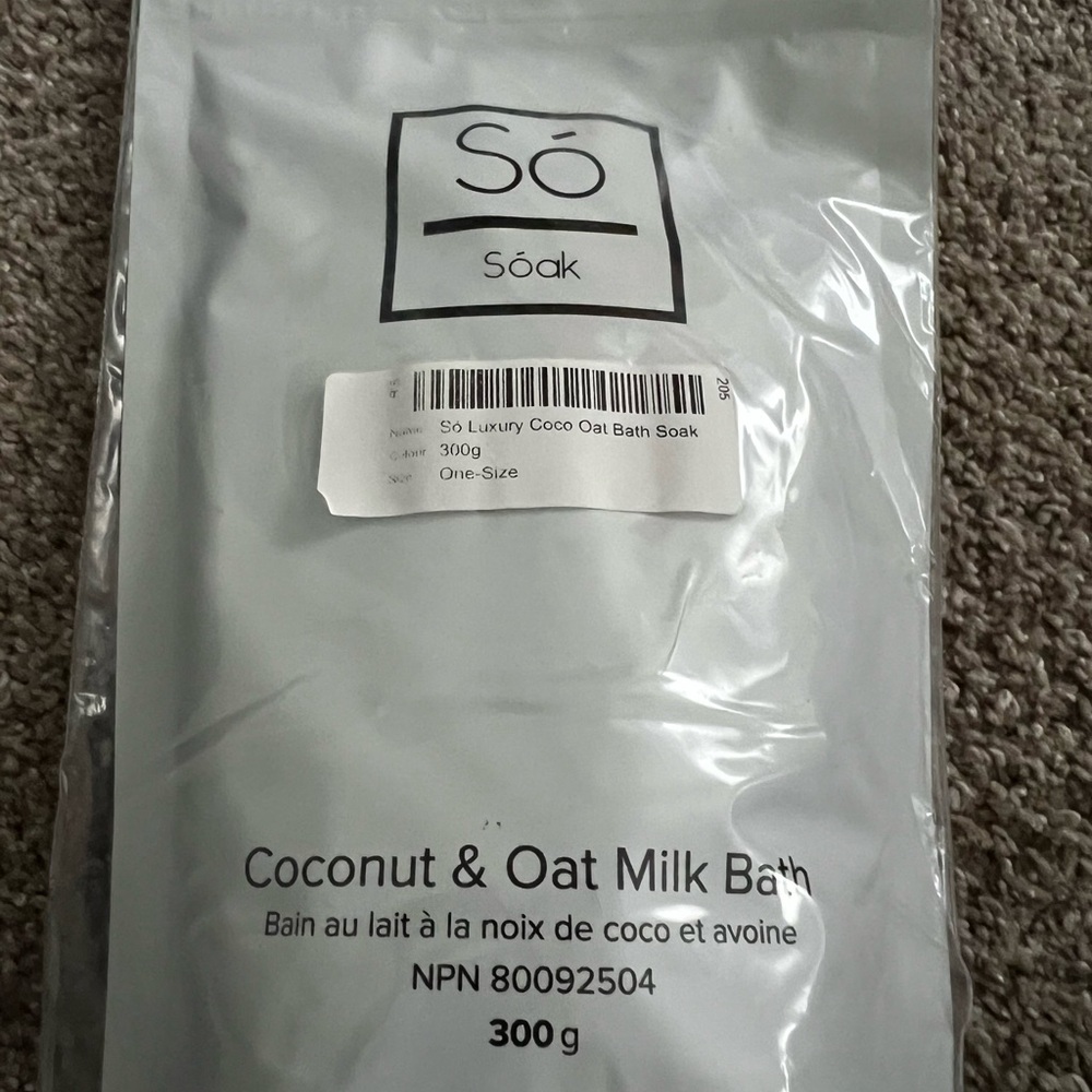 Coconut & Oat Milk Bath Soak